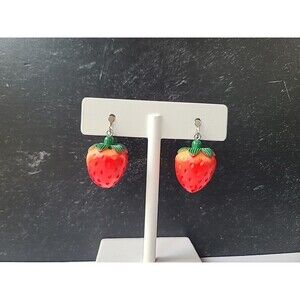Strawberry Shaped Plastic Dangling Clip-on Earrings Vintage Costume Jewelry